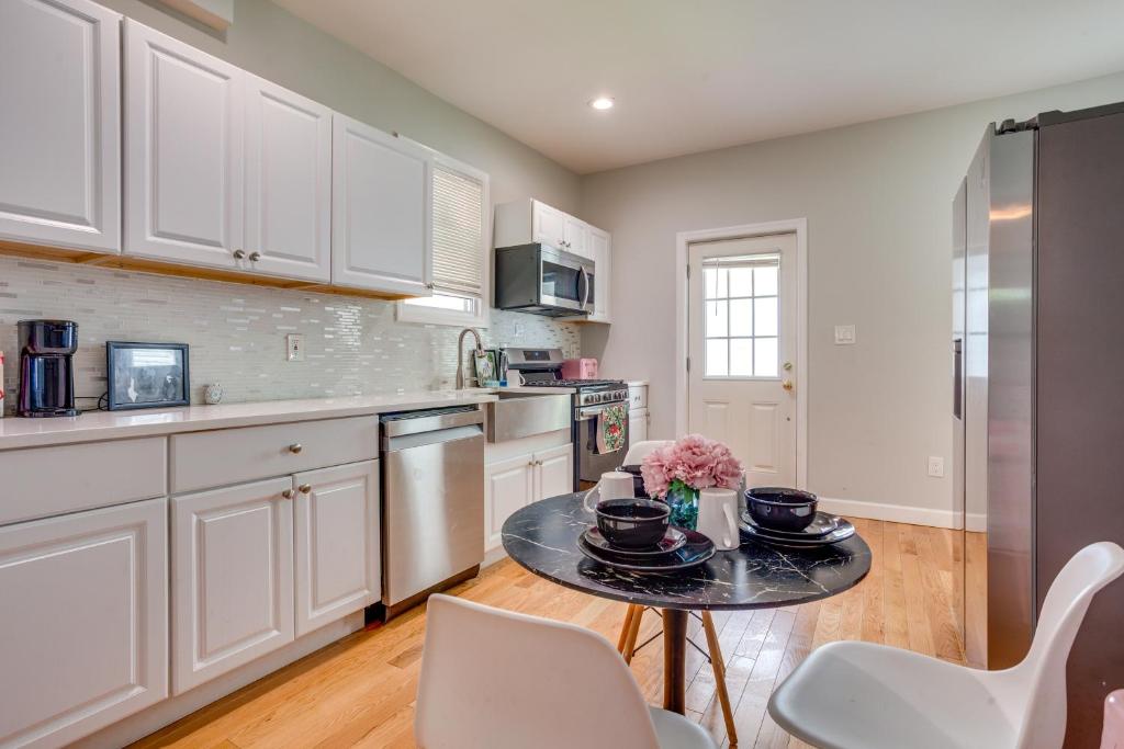 Vibrant East Orange Townhome Near Red Bull Arena! photo 1