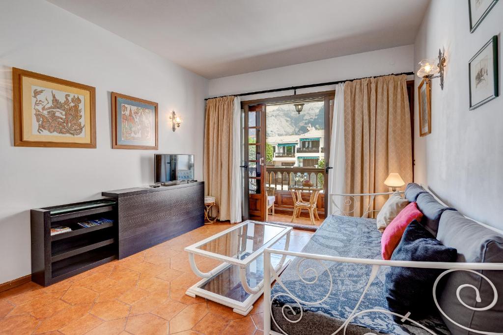 Cozy two bedrooms apartament in the heart of Los Gigantes photo 3