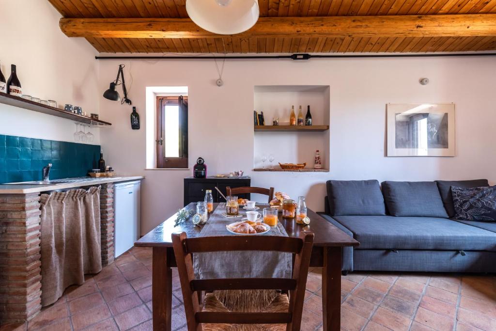 Cottage immerso nel vigneto photo 2