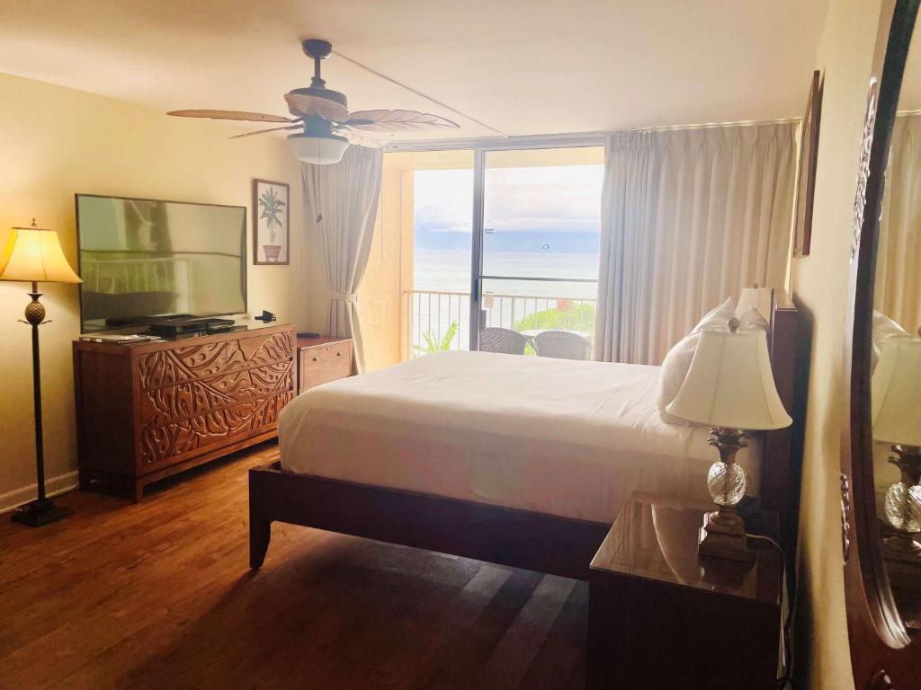 Oceanview Condo at Royal Kahana Resort image
