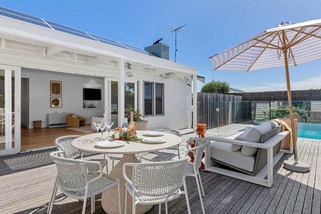 Luxury Cottage With Pool In Perfect Location photo 2