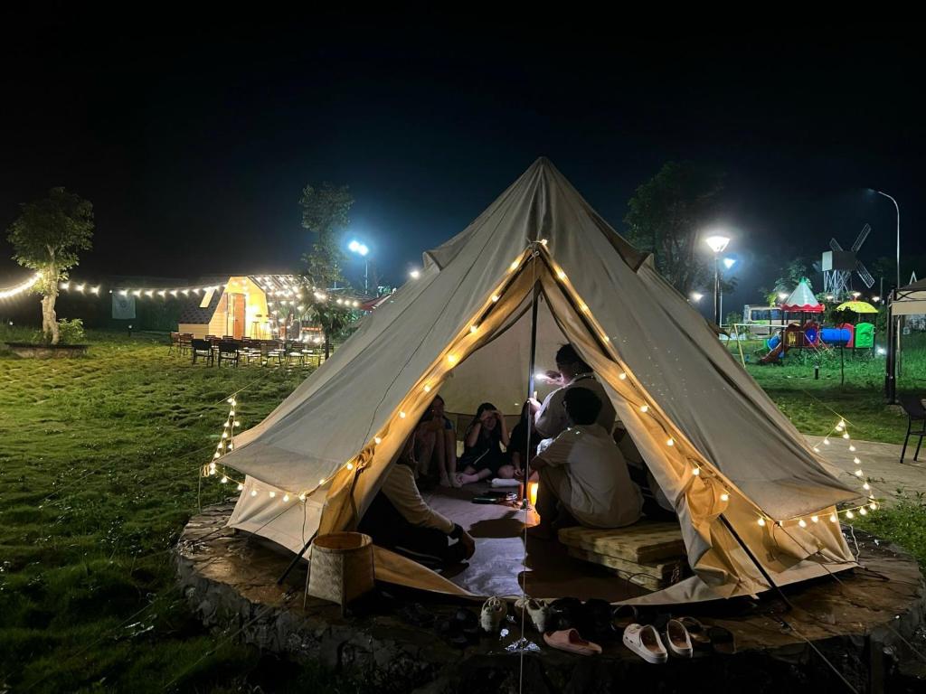 Caofong Glamping Village Hoà Bình