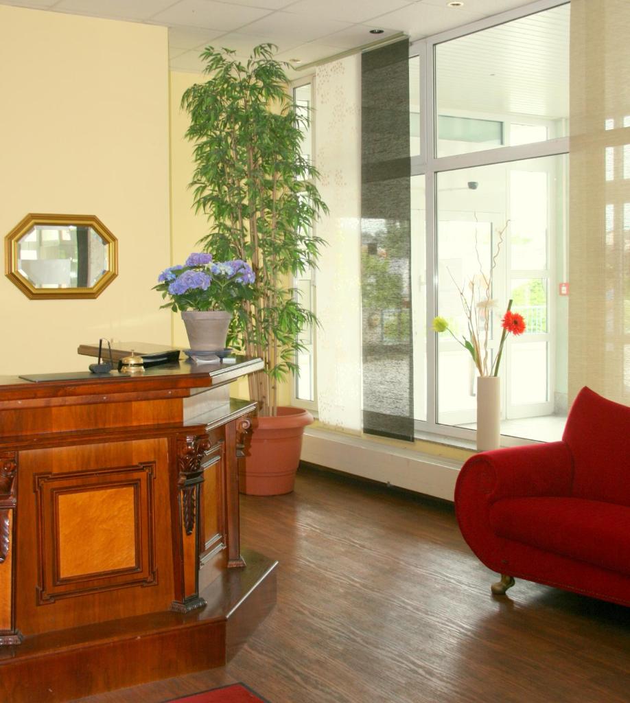 Atrium Hotel photo 4