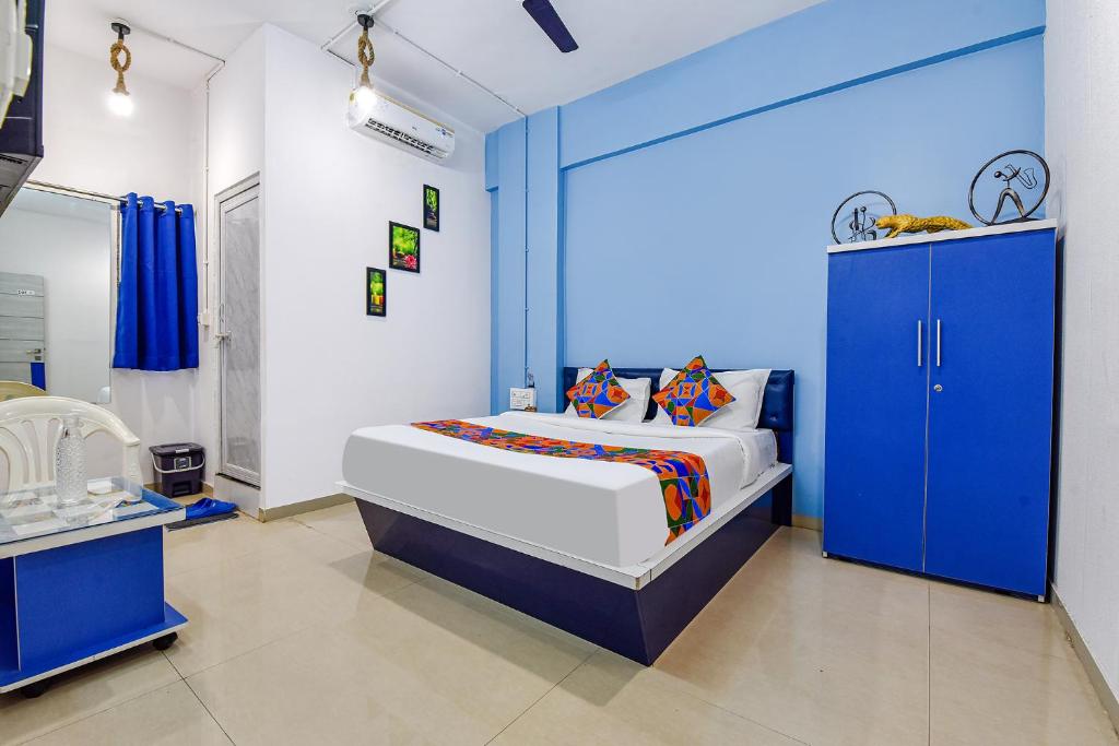 FabExpress Solitaire, Surat