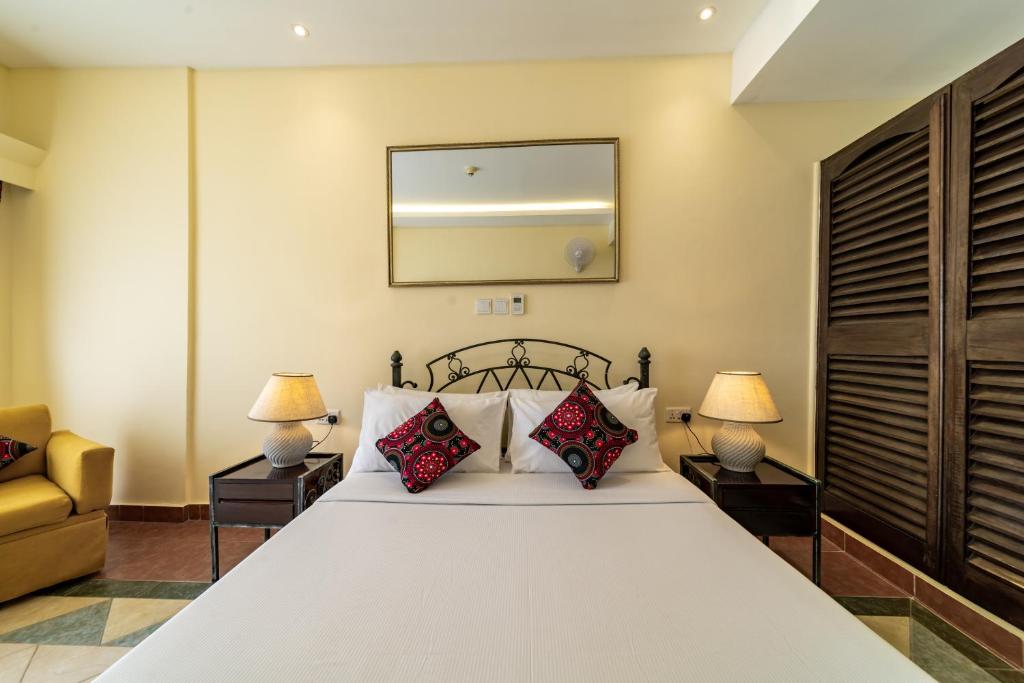 Sentrim Castle Royal Hotel photo 3