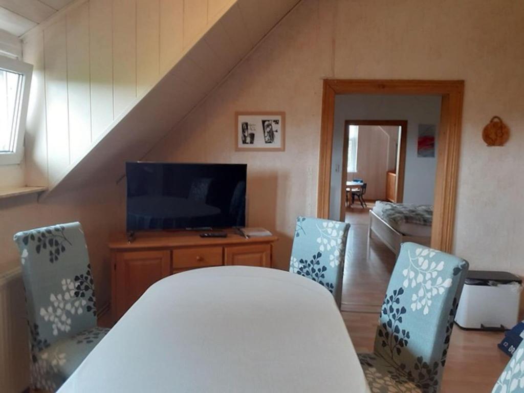 Cosy flat on a family friendly holiday farm in northern Hesse photo 3