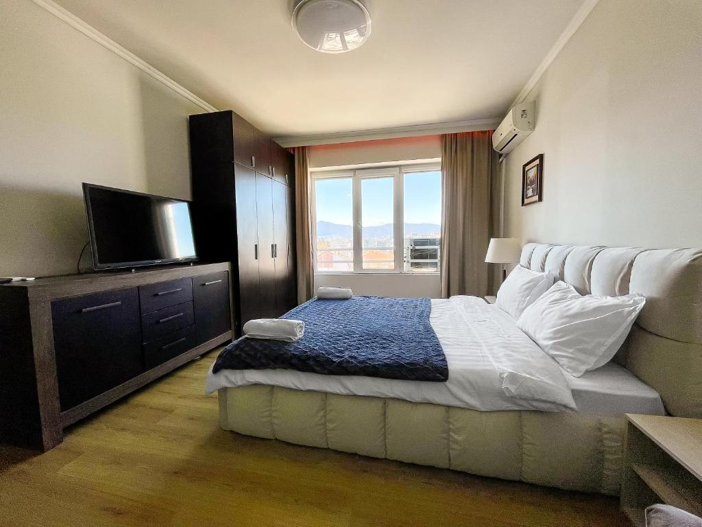 Amazing view central 1 bedroom apartment photo 1