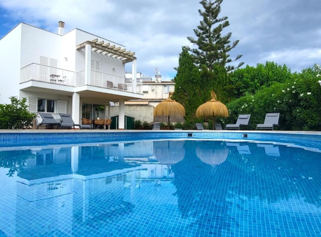 Playa de Muro juntas · SEGALLS Y FOTGES Beach Houses Playa de Muro twins photo 3