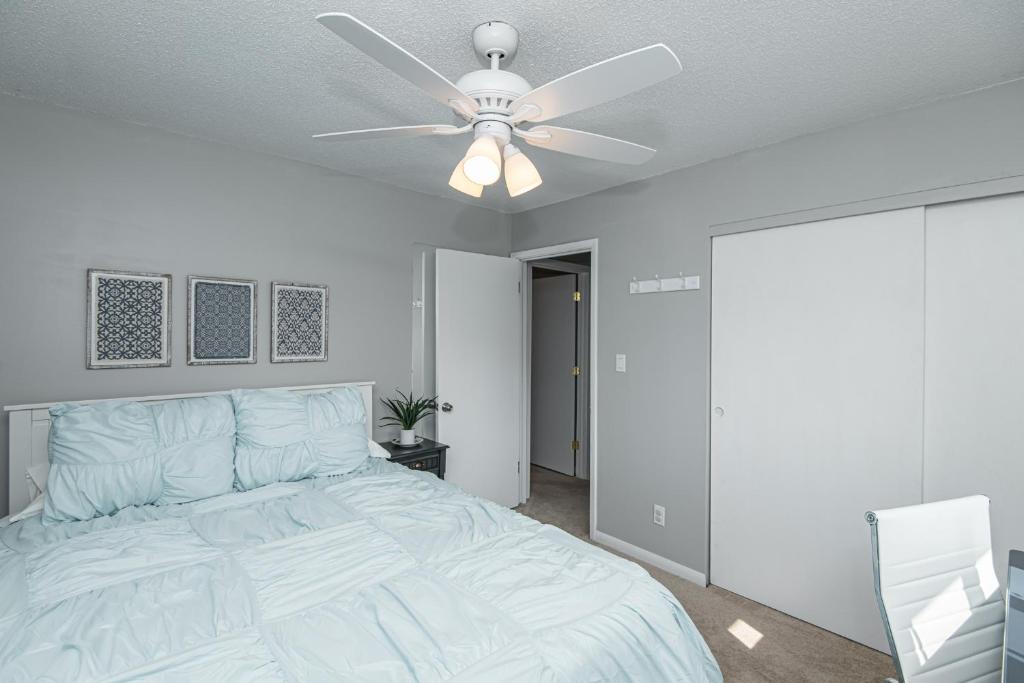 3 Bedroom Haven of Rest-5 Minutes from Mayo Clinic! photo 3