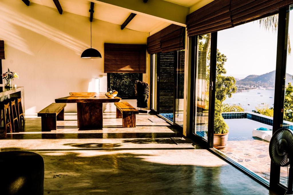 Lunar Villas Koh Tao - Luxury Private Pool Villas photo 2