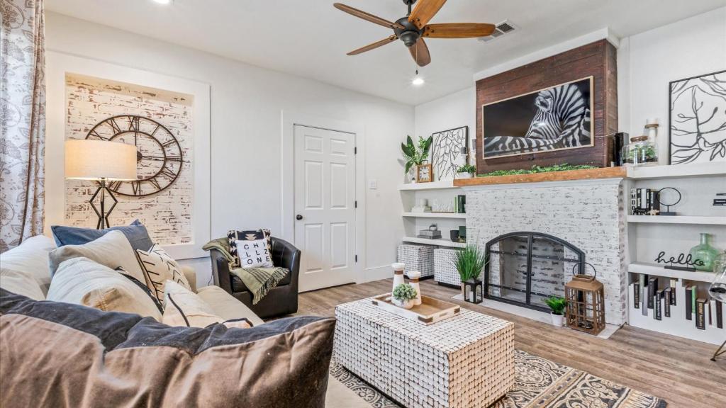 Curated Cottage. minutes from Silos, zoo, Baylor photo 4