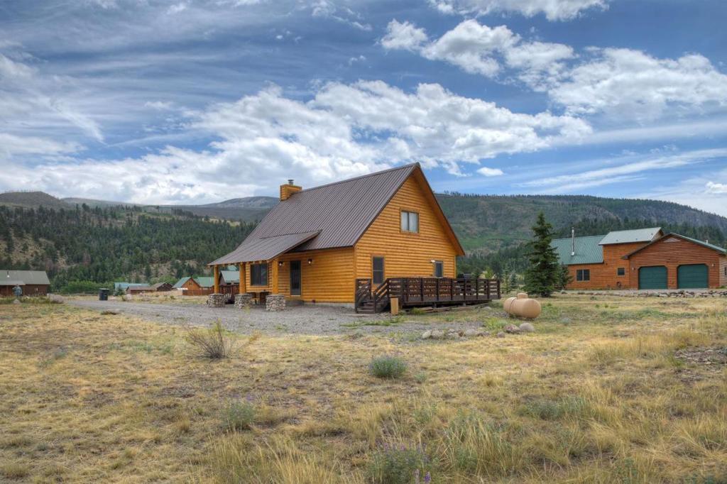 Beaver Creek Cabin photo 2