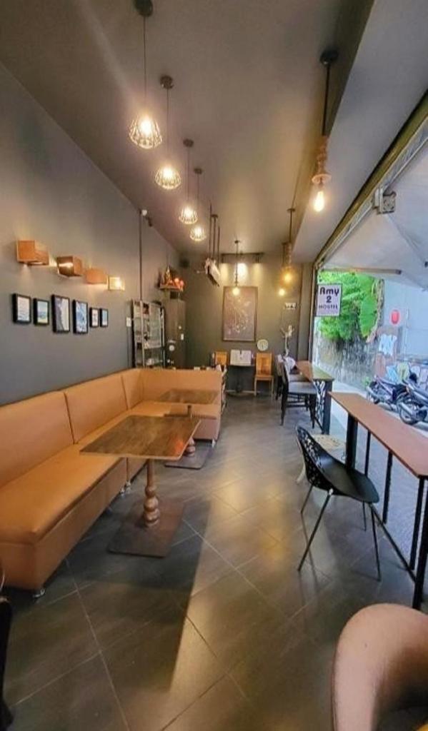 Amy 2 Hostel