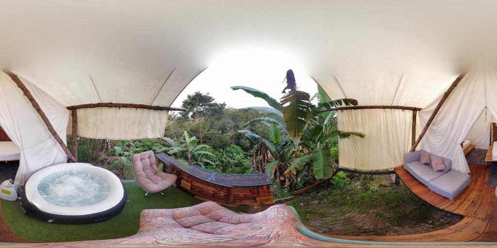 Eco-Glamping Panorama photo 1