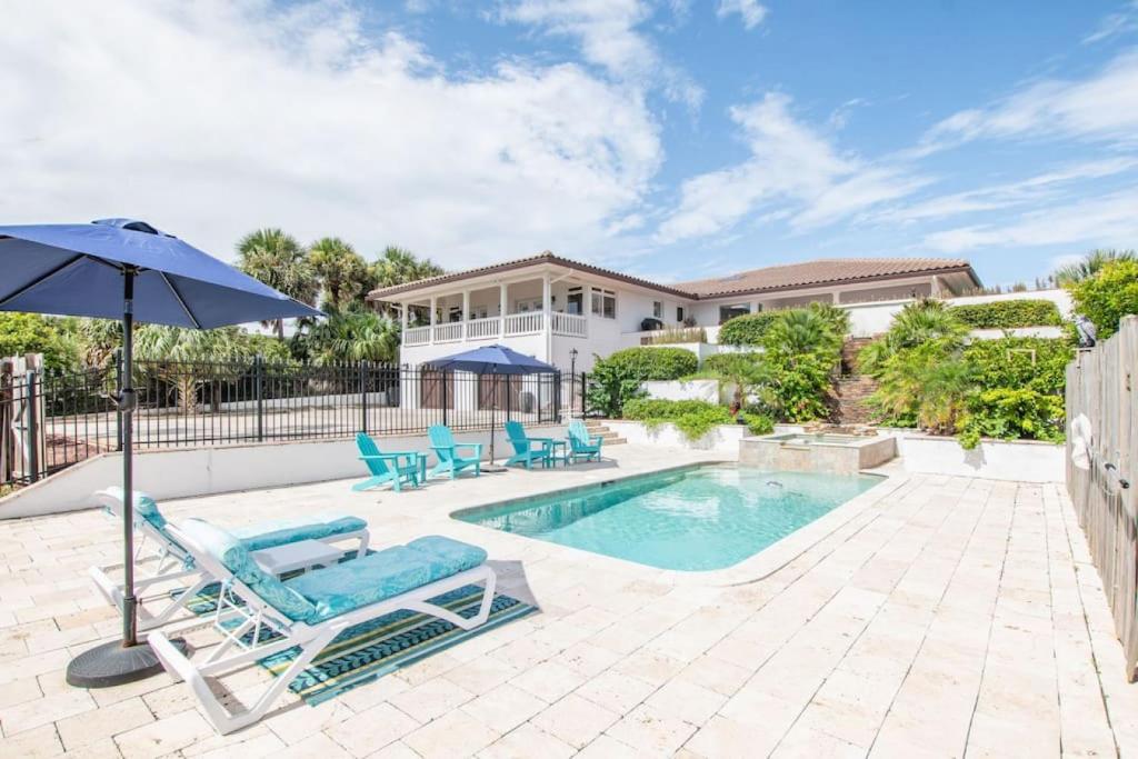 Island Time -- Oceanfront Bliss photo 2