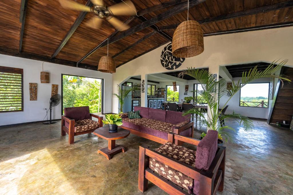 Coyaba 1 Bedroom Unit - Embrace Tranquility in the Hanover Countryside photo 3