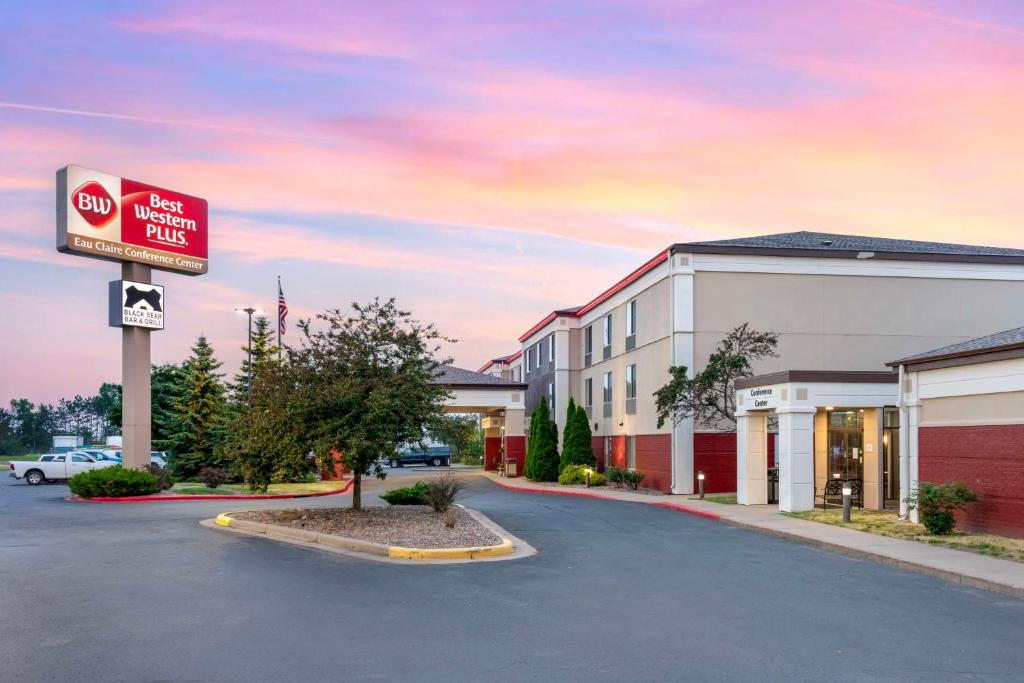 Best Western Plus Eau Claire Conference Center image