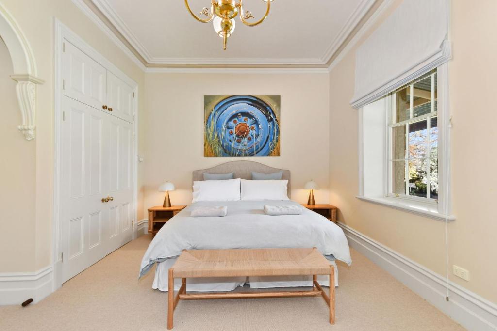 Cornhill - Merrijig - Sleeps 12 photo 3