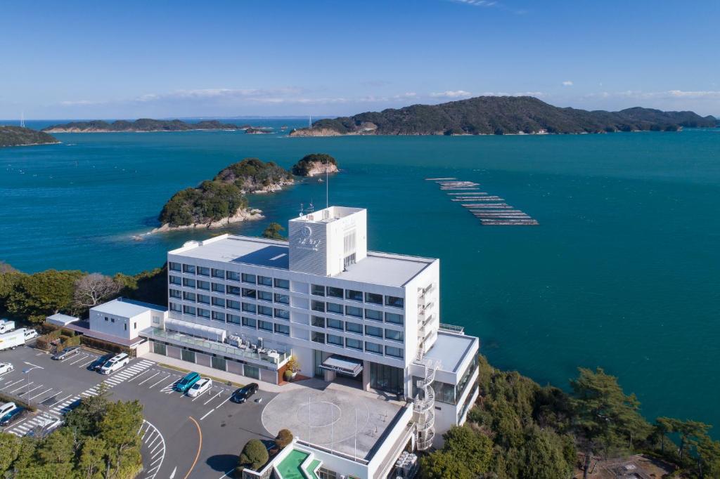Toba International Hotel