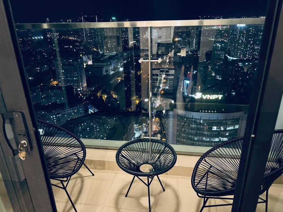 Two-Bedroom Apartment- Vinhomes Skylake Apartment