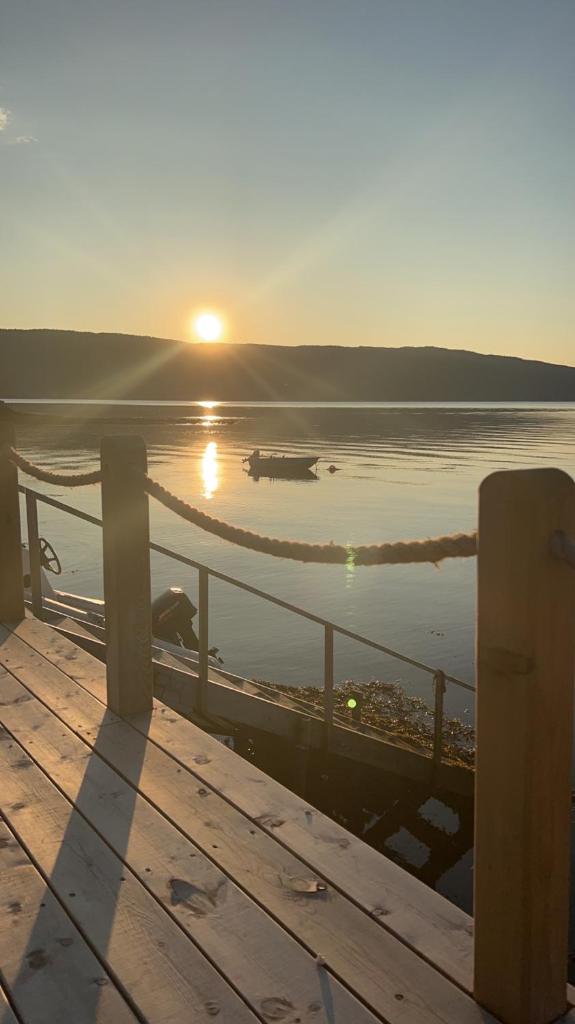 Lykkja - Beautiful Waterfront House