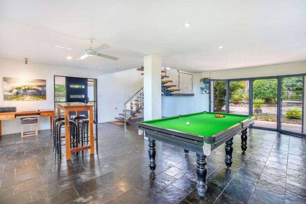 Golden Sands Retreat Beach House photo 4