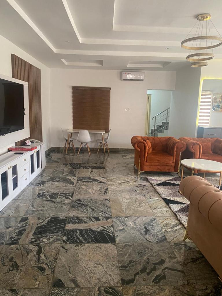 Sophy's Shortlet, Abuja