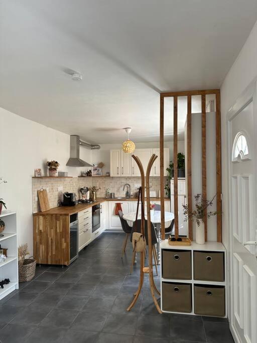 Charmante maison de ville proche Paris photo 3