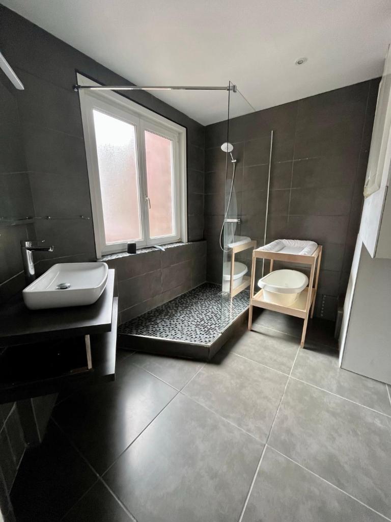 Appartement 6/8 pers Plage à 10min NETFLIX photo 3