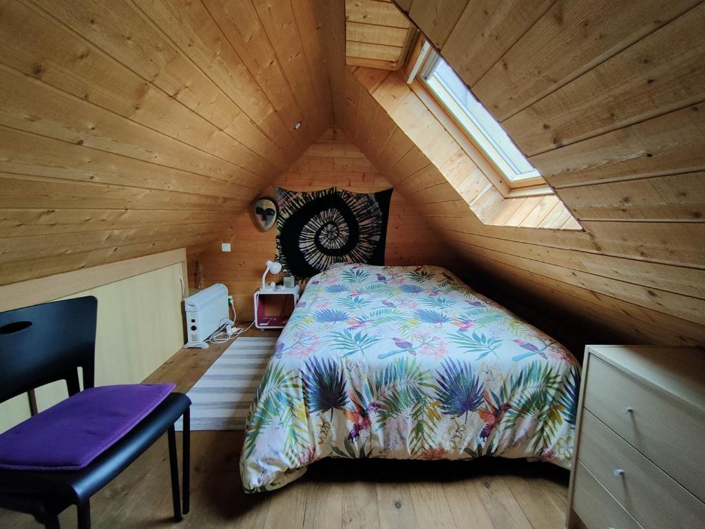 Maisonnette avec cour photo 3