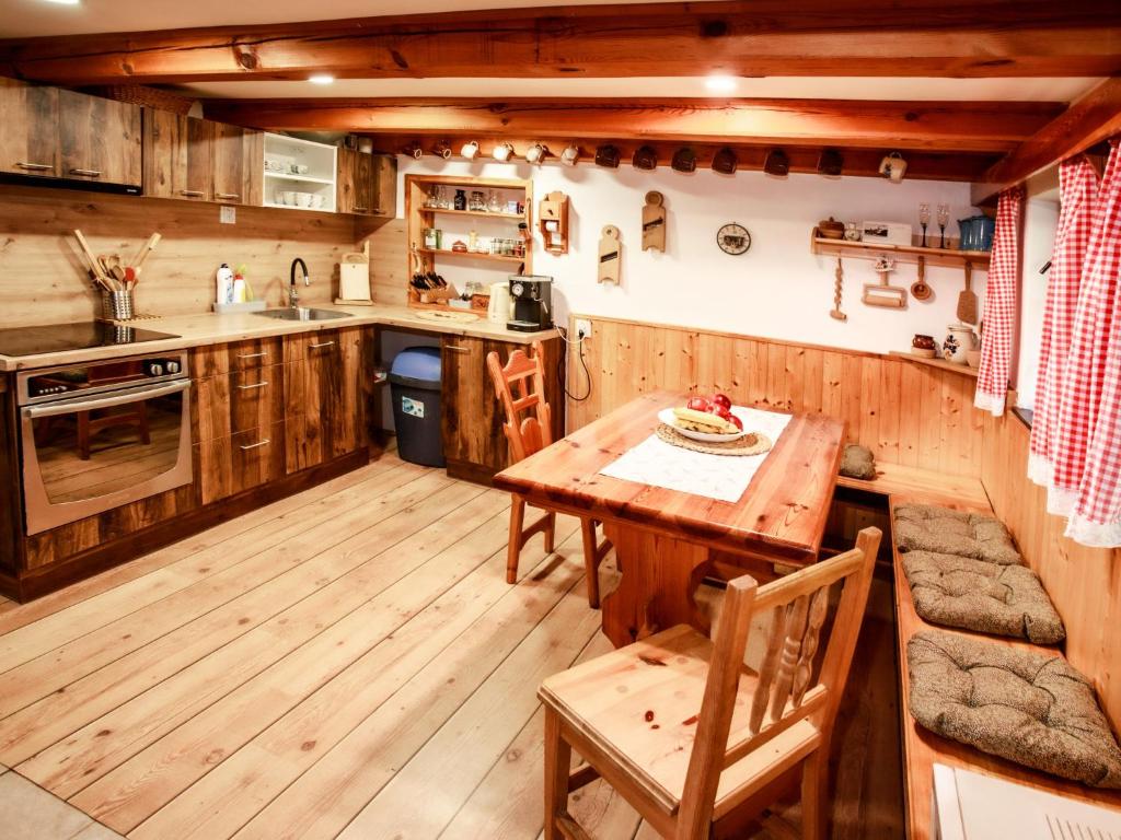 Holiday Home Dolní Jílovice by Interhome photo 4