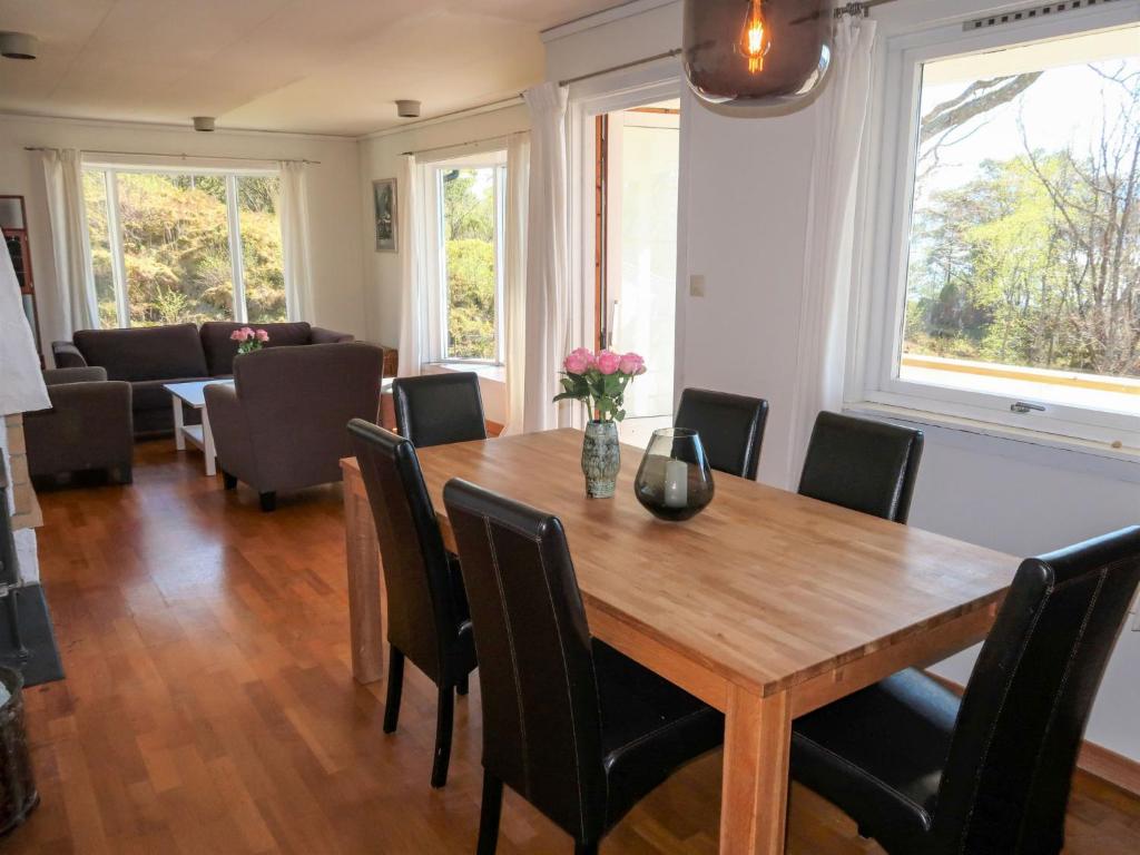 Holiday Home Villa Hjartnes - FJH676 by Interhome photo 2