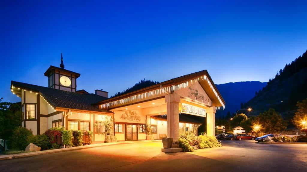 Icicle Village Resort photo 1