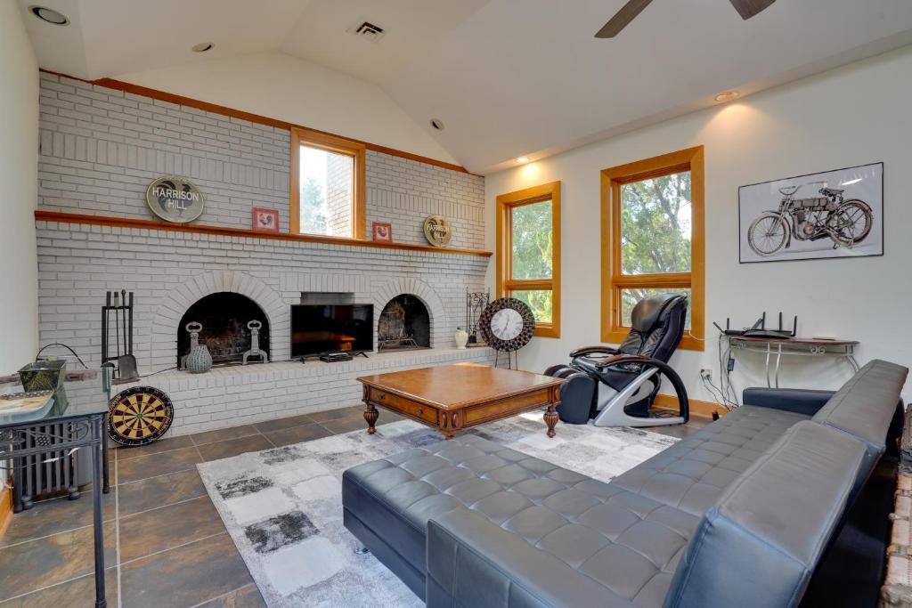 Spacious Virginia Retreat with Deck and Scenic Views! photo 3