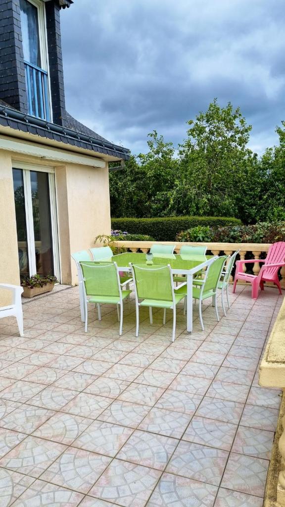 Maison de 4 chambres avec jardin clos et wifi a Tregomeur a 8 km de la plage photo 3
