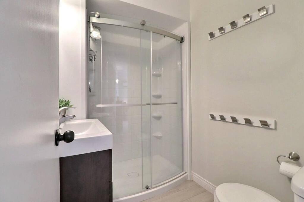 Charming Oceanview Home photo 3