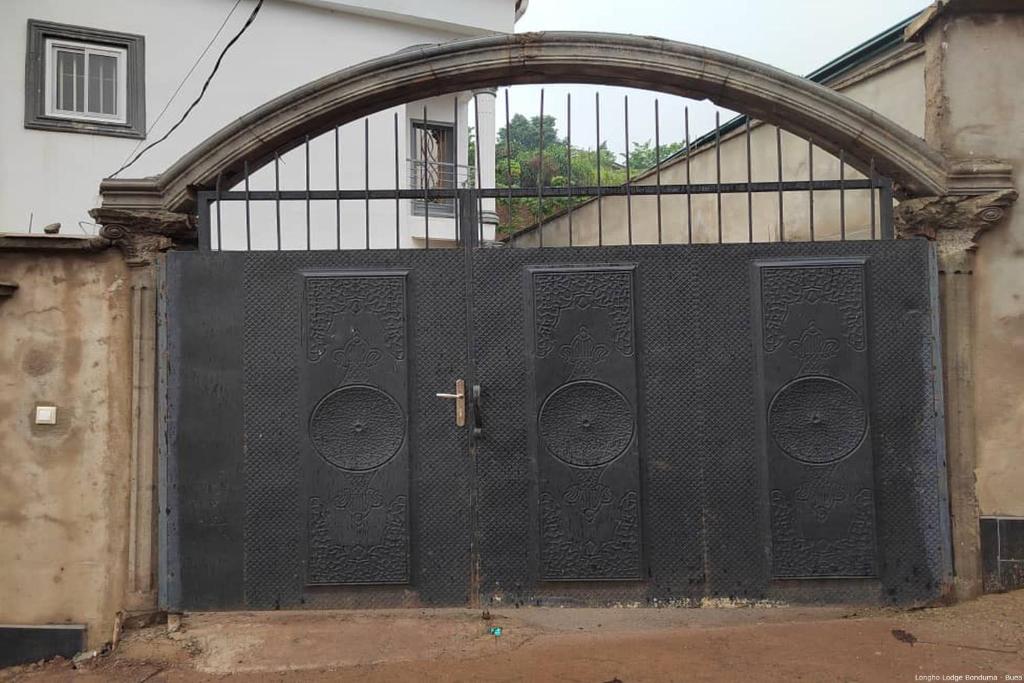 Longho Lodge Bundoma - Buea photo 4