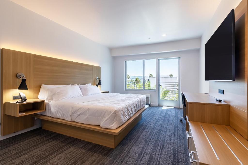 Hotel Mai Downtown Long Beach photo 3