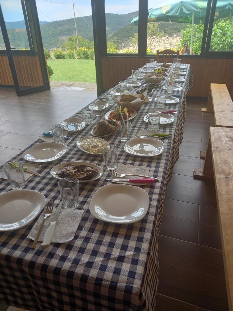 Guest House Qafe Dardha - Tomorr National Park photo 1