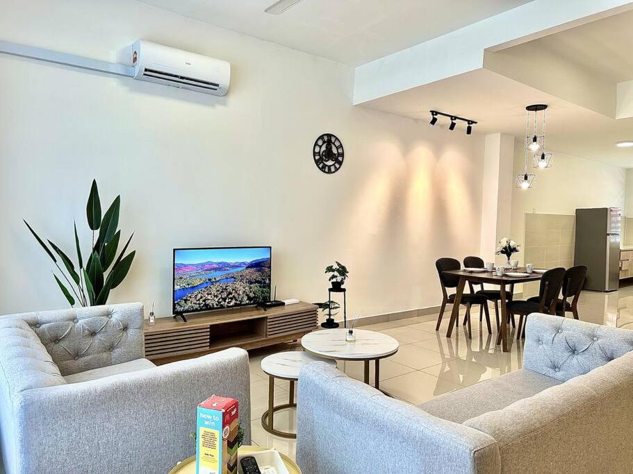Harmonia Villa by Antlerzone photo 2