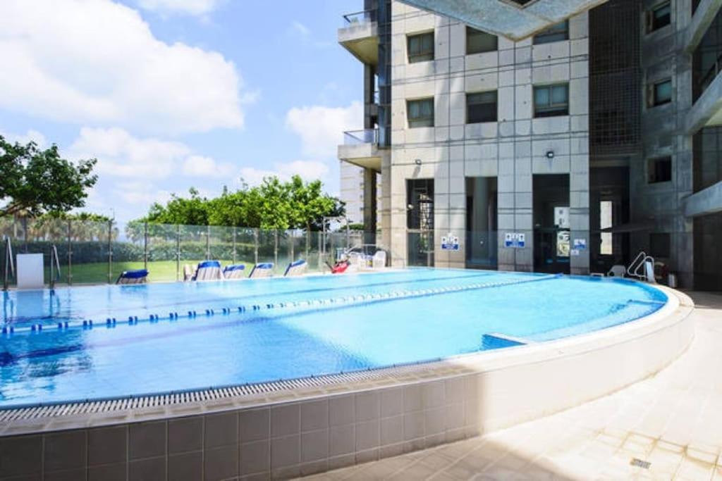 Holiday stay with pool and sea view photo 2