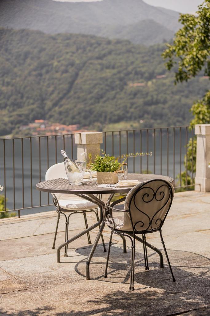 Villa Antica Colonia - Lake Orta - Suite Apartments Adults Only - SPA & Wellness photo 3