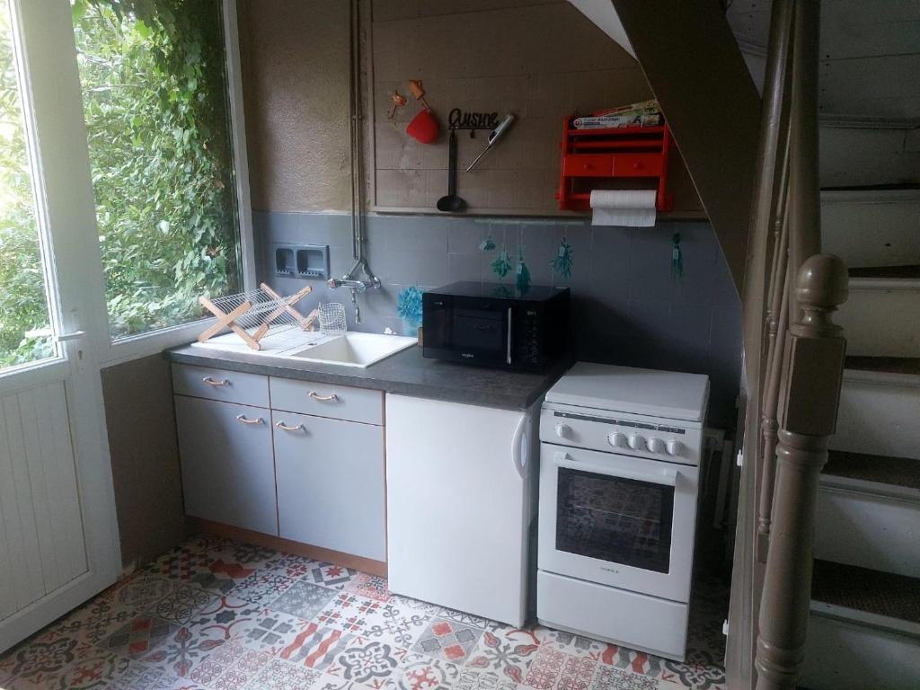 L'Écrin de Verdure - Pavillon avec piscine partagée photo 3