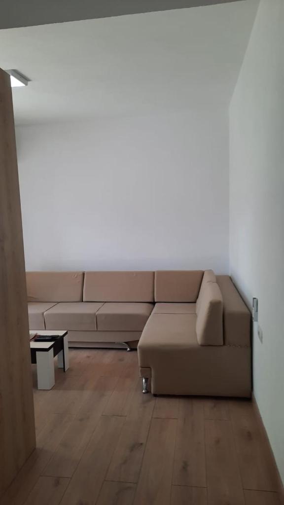 City Center Apartment Vjosa River photo 3