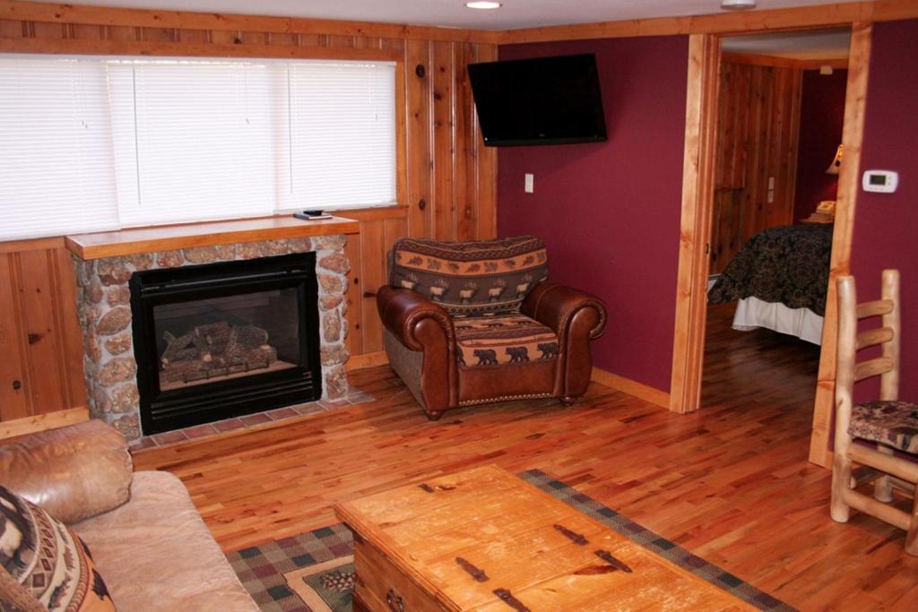 Timber Creek Chalets- 10A chalet photo 1