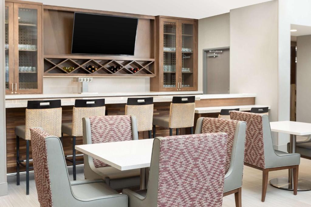 Hampton Inn & Suites Santa Rosa Sonoma Wine Country photo 4