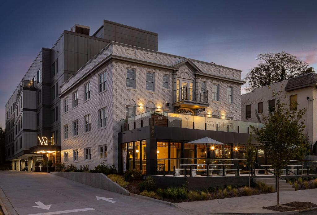 Wylie Hotel Atlanta, Tapestry Collection by Hilton image