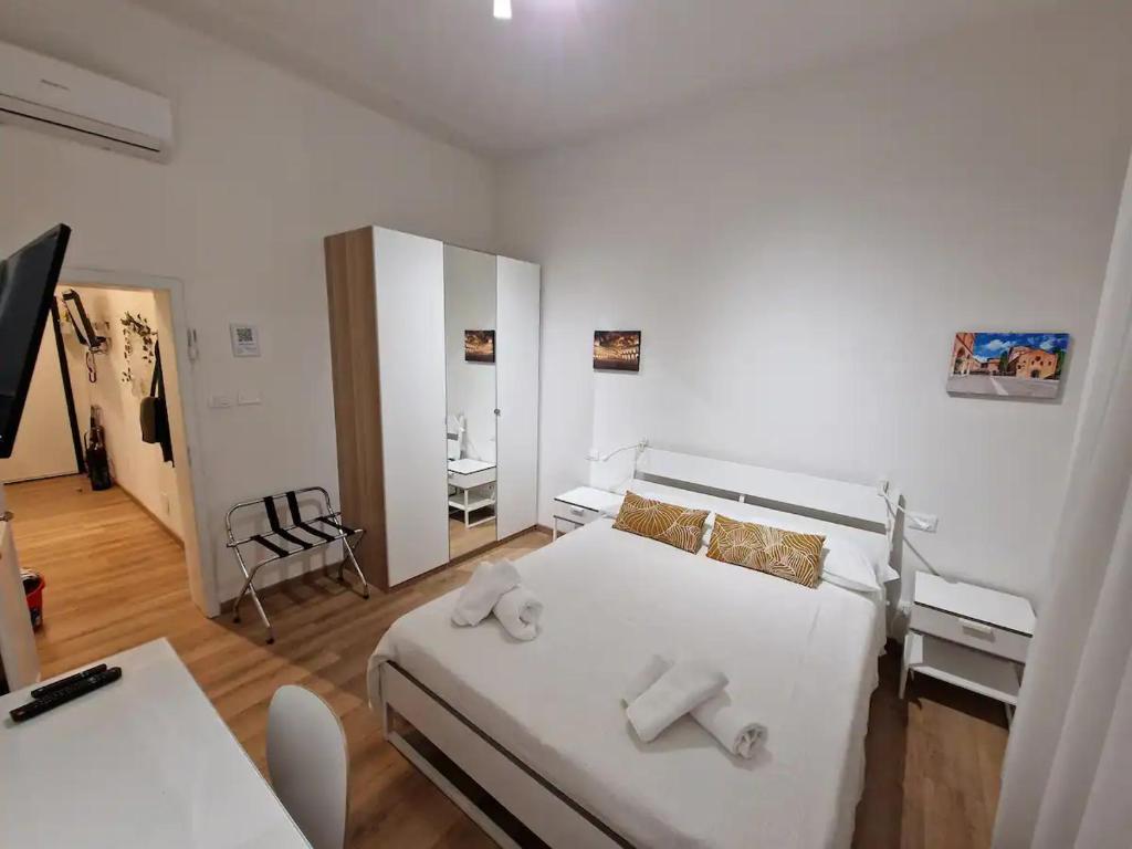 Fiera Station Apartment