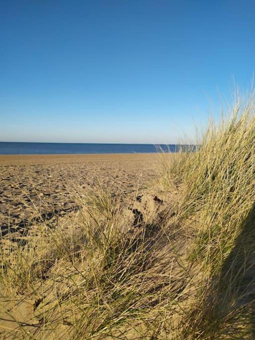 norman villa on d-day beach with heated pool, photo 3