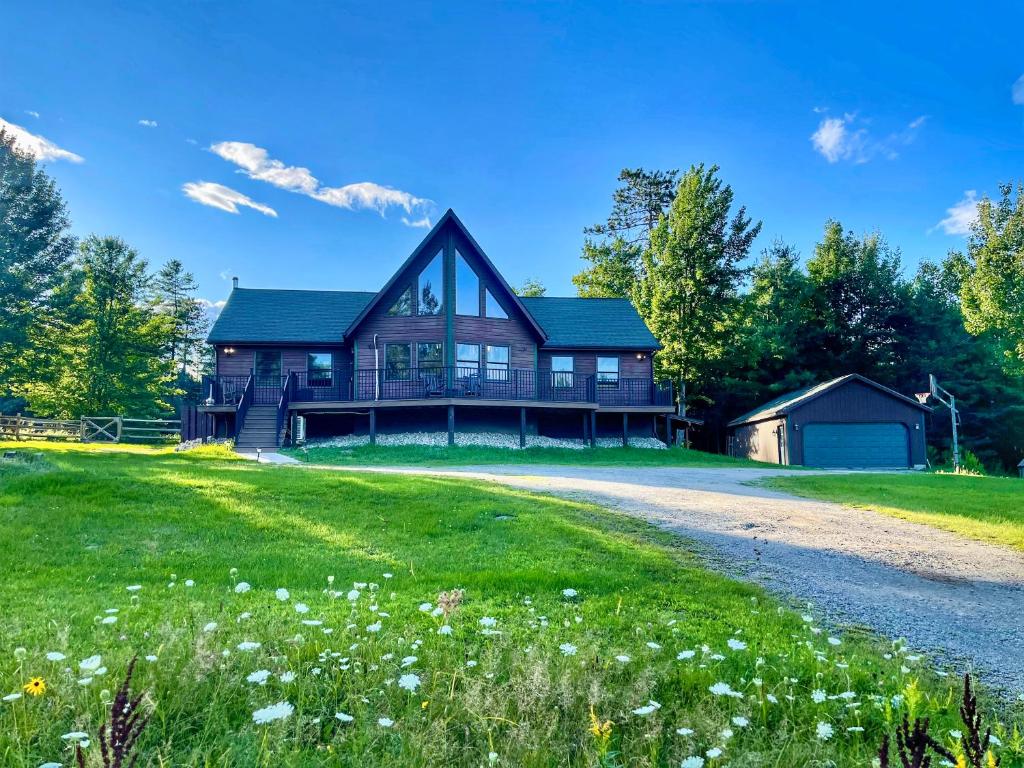 Adirondack Alpine Cabin with Hot Tub, Near Whiteface, Lake Placid, Game Rm, Fenced Yard, Views image